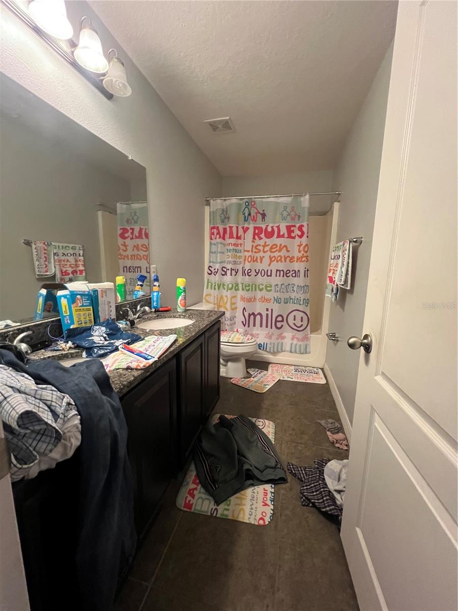 ABBEY GLEN I A-E - Residential