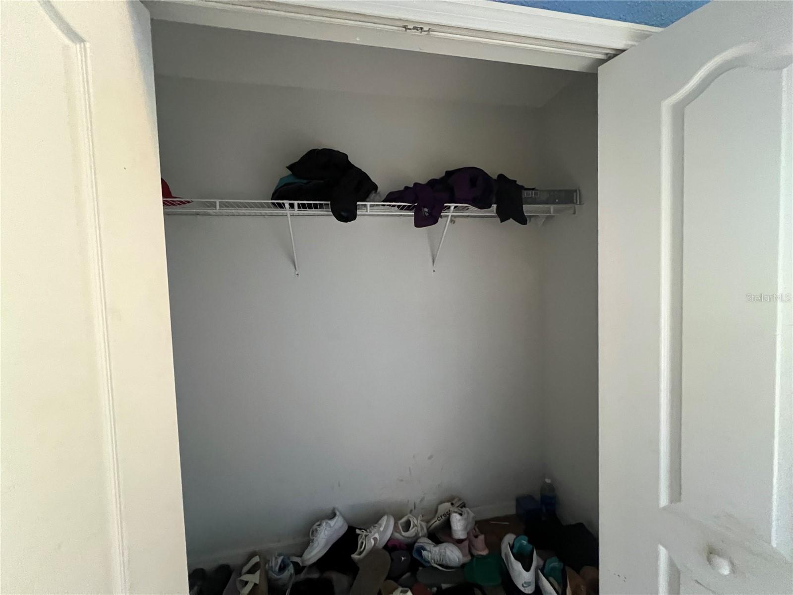 ABBEY GLEN I A-E - Residential