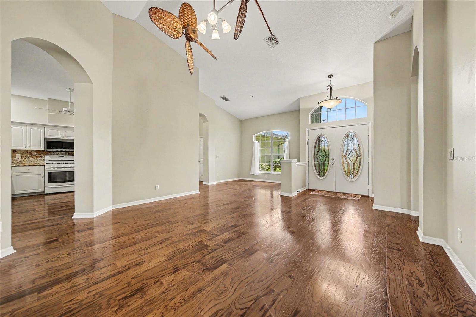 5127 AURORA DRIVE
