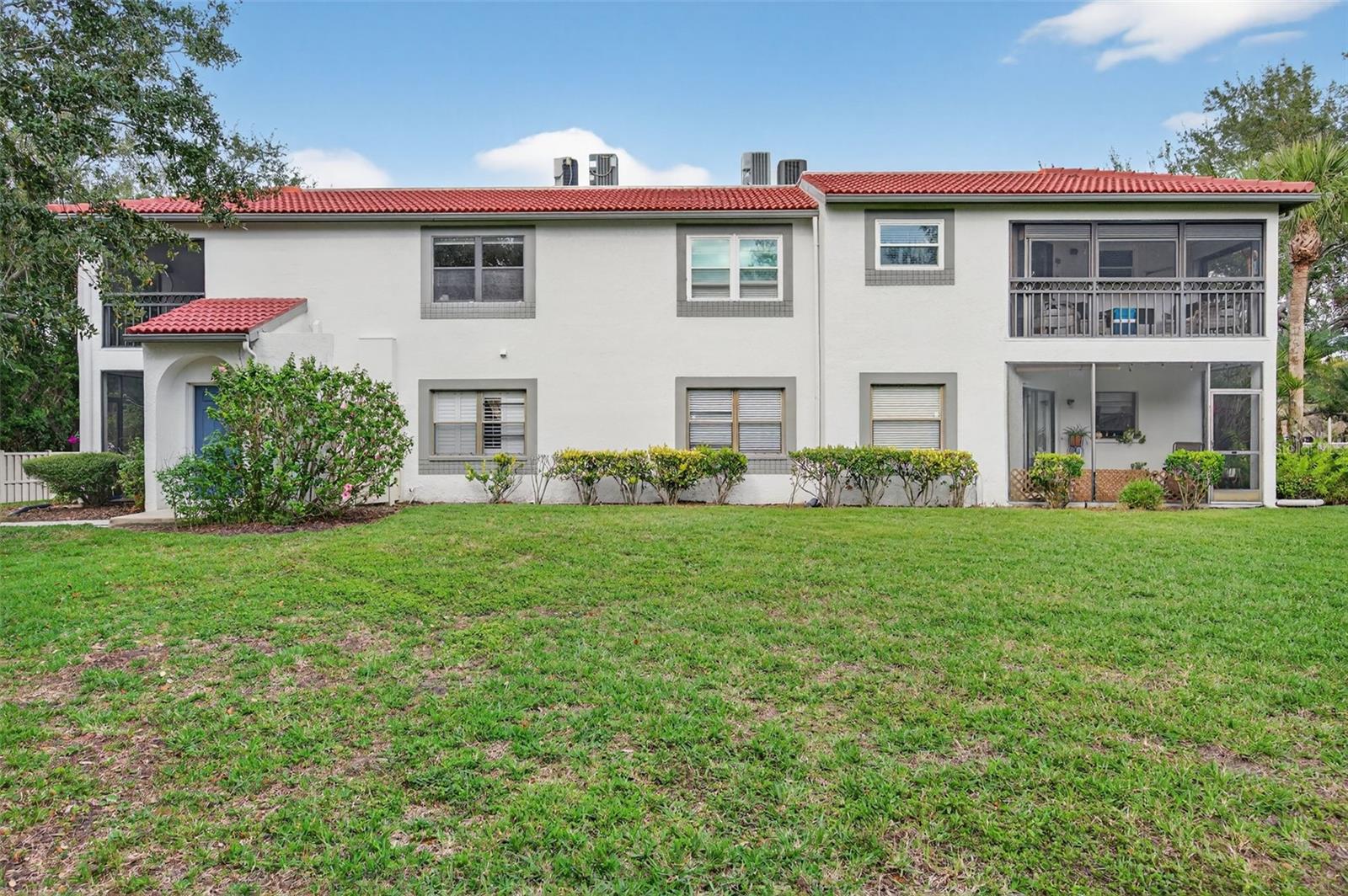 PLAZA VILLAS ONE CONDO - Residential Lease