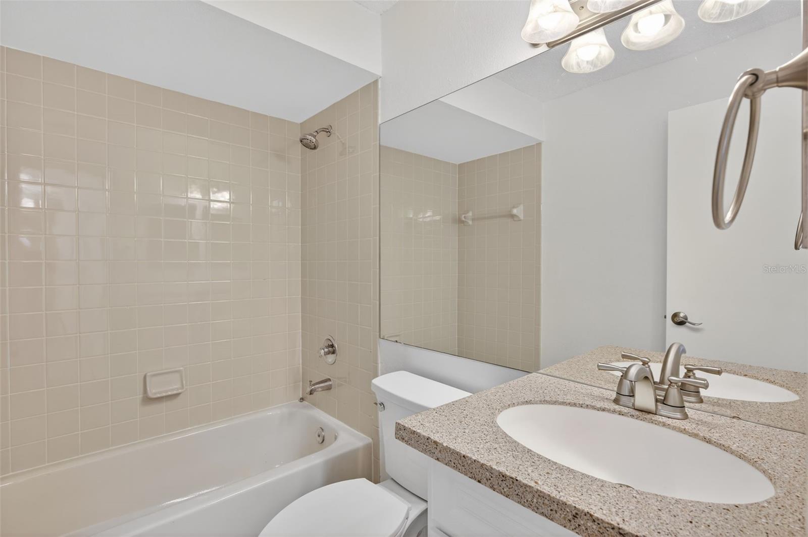 PLAZA VILLAS ONE CONDO - Residential Lease