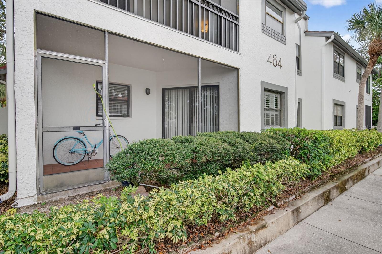 PLAZA VILLAS ONE CONDO - Residential Lease