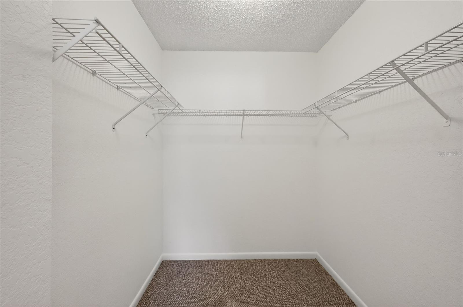 PLAZA VILLAS ONE CONDO - Residential Lease