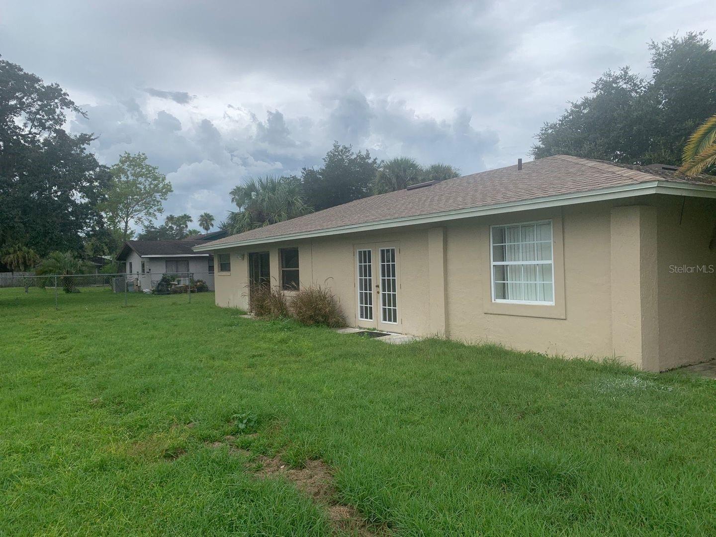 POINCIANA RE-PLAT PT NBRHD 01 VILLAGE 03 - Residential Lease