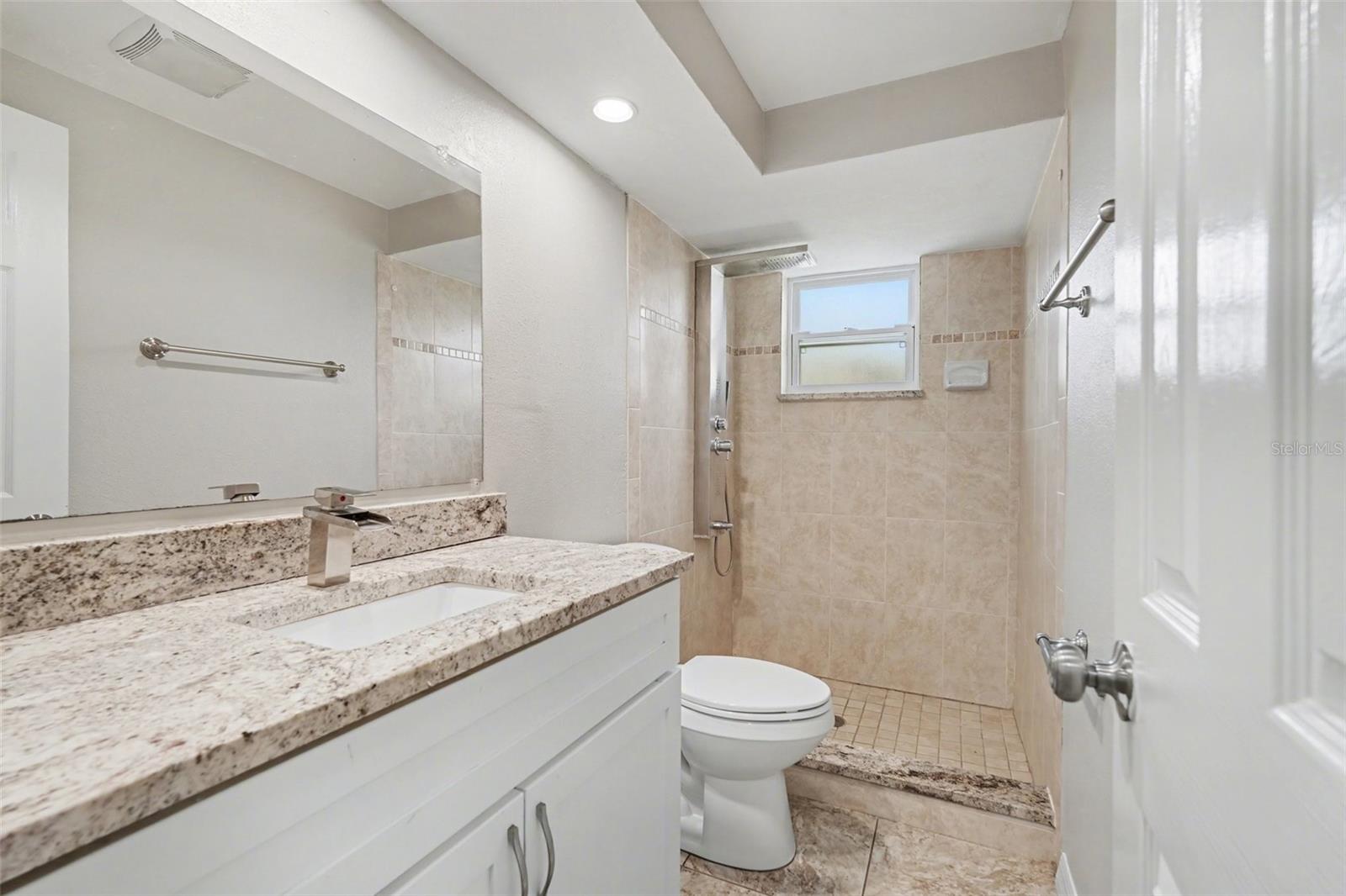 HILLANDALE - Residential