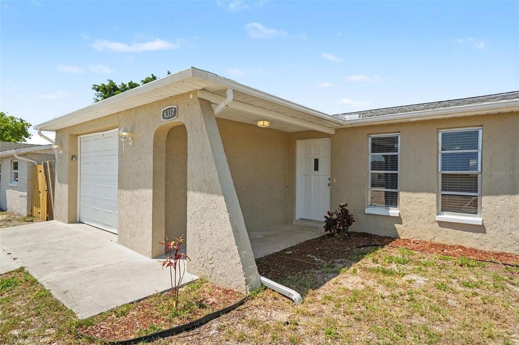 Photo of 6337 Bonaire Avenue, New Port Richey, FL 34653 (MLS # O6400602)