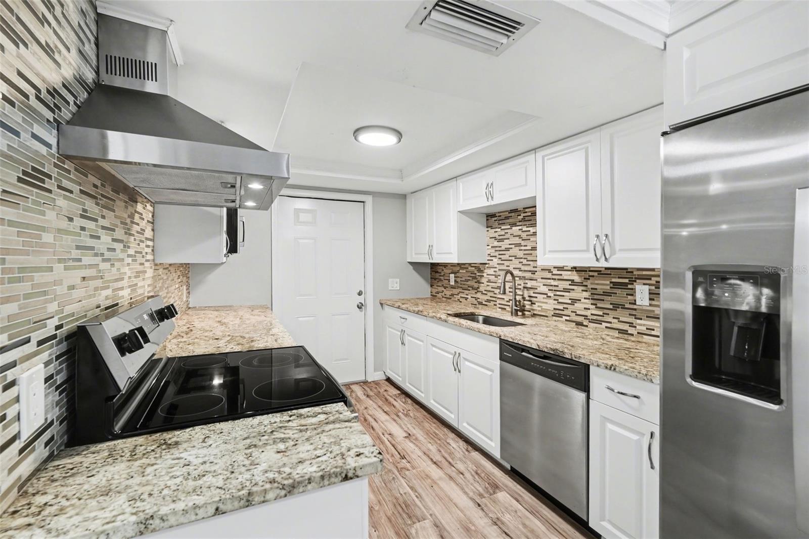 HILLANDALE - Residential