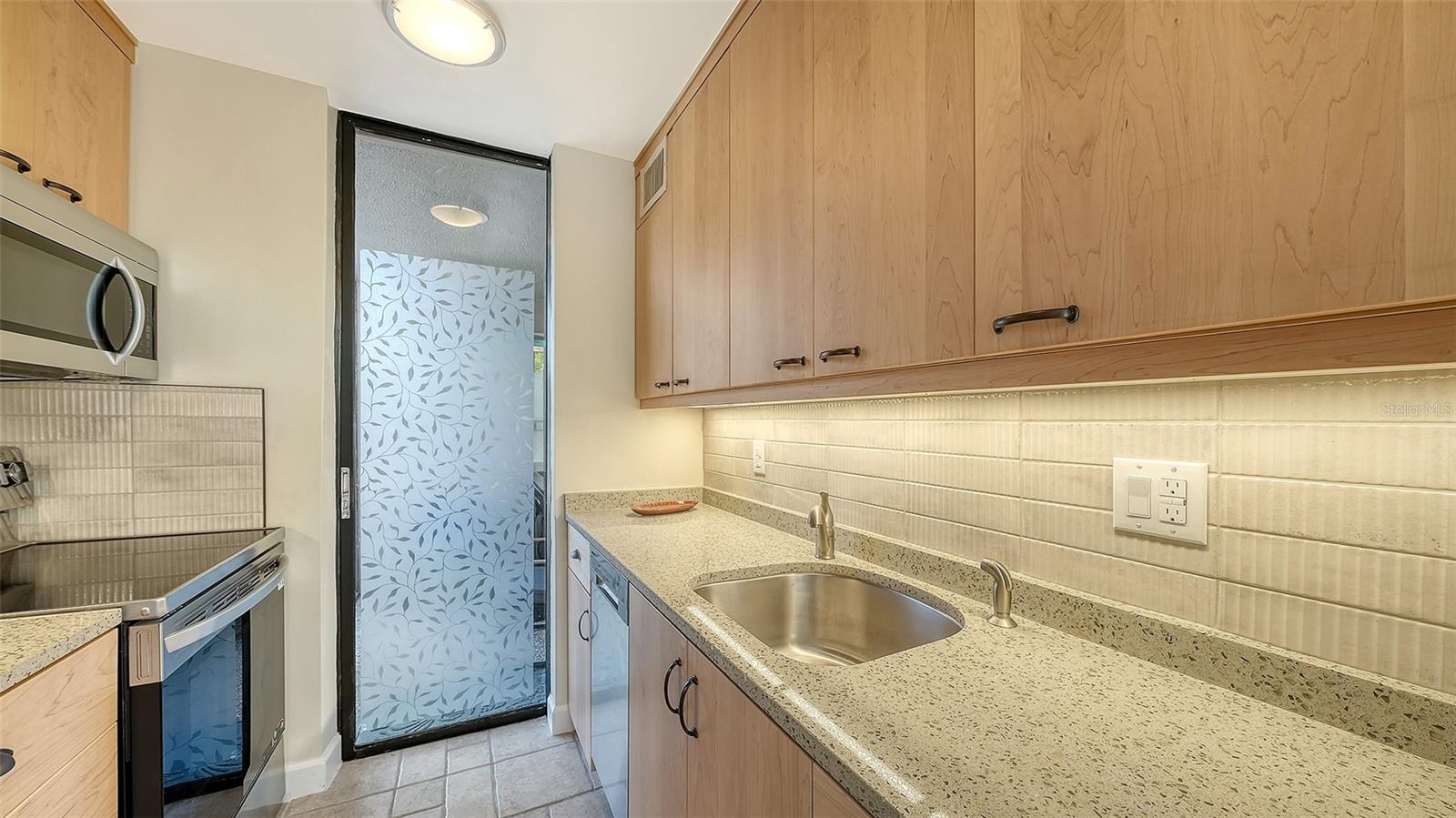 SANDY COVE III - Residential