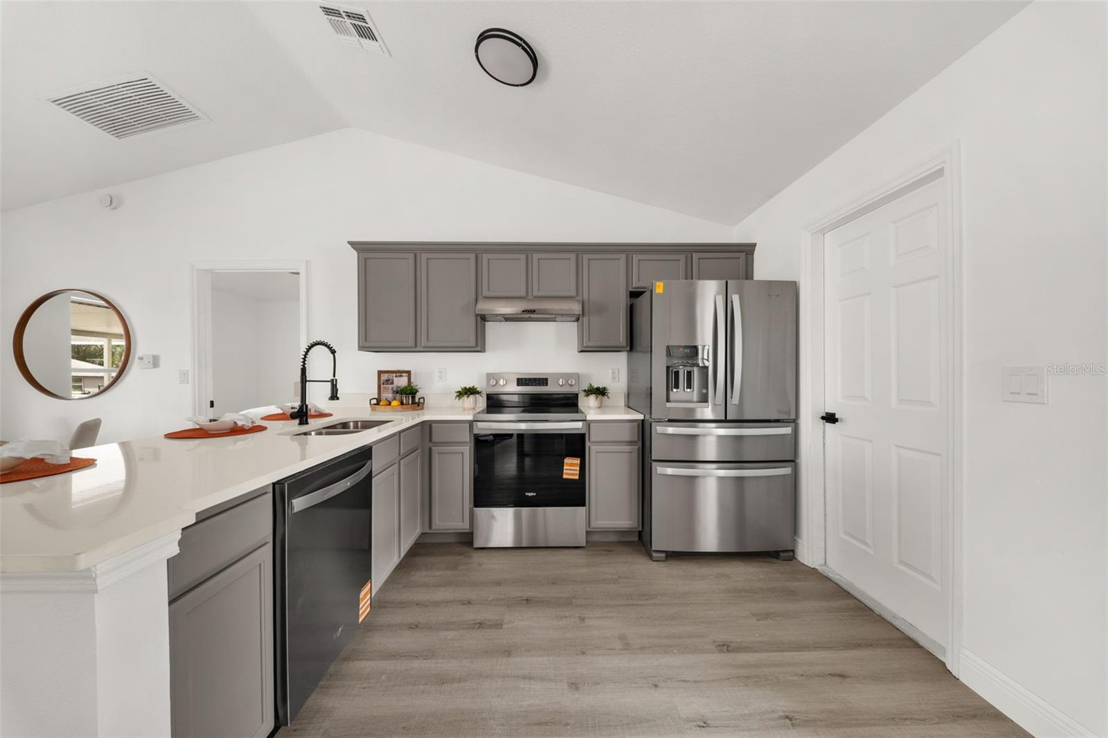 4243 WORTHINGTON PLACE