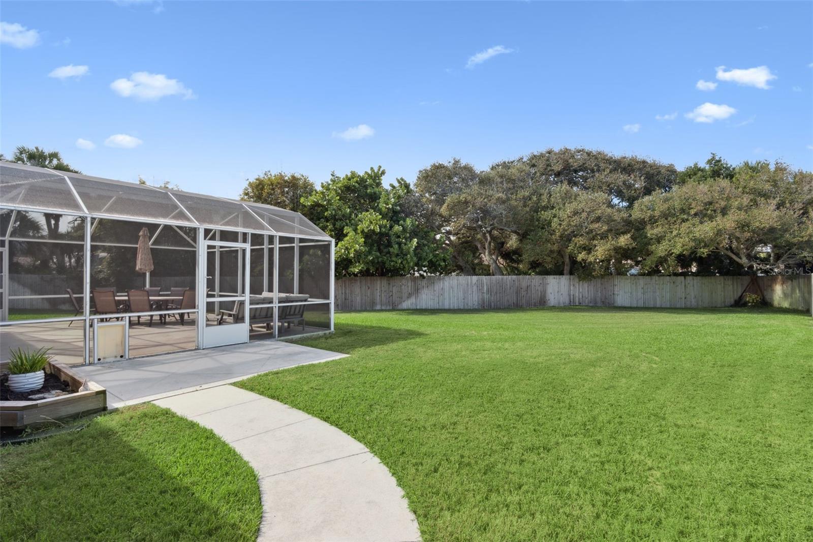 SHADY OAKS - Residential