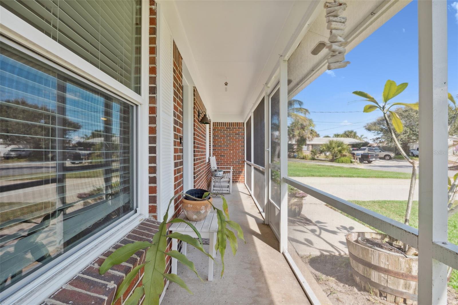 SHADY OAKS - Residential