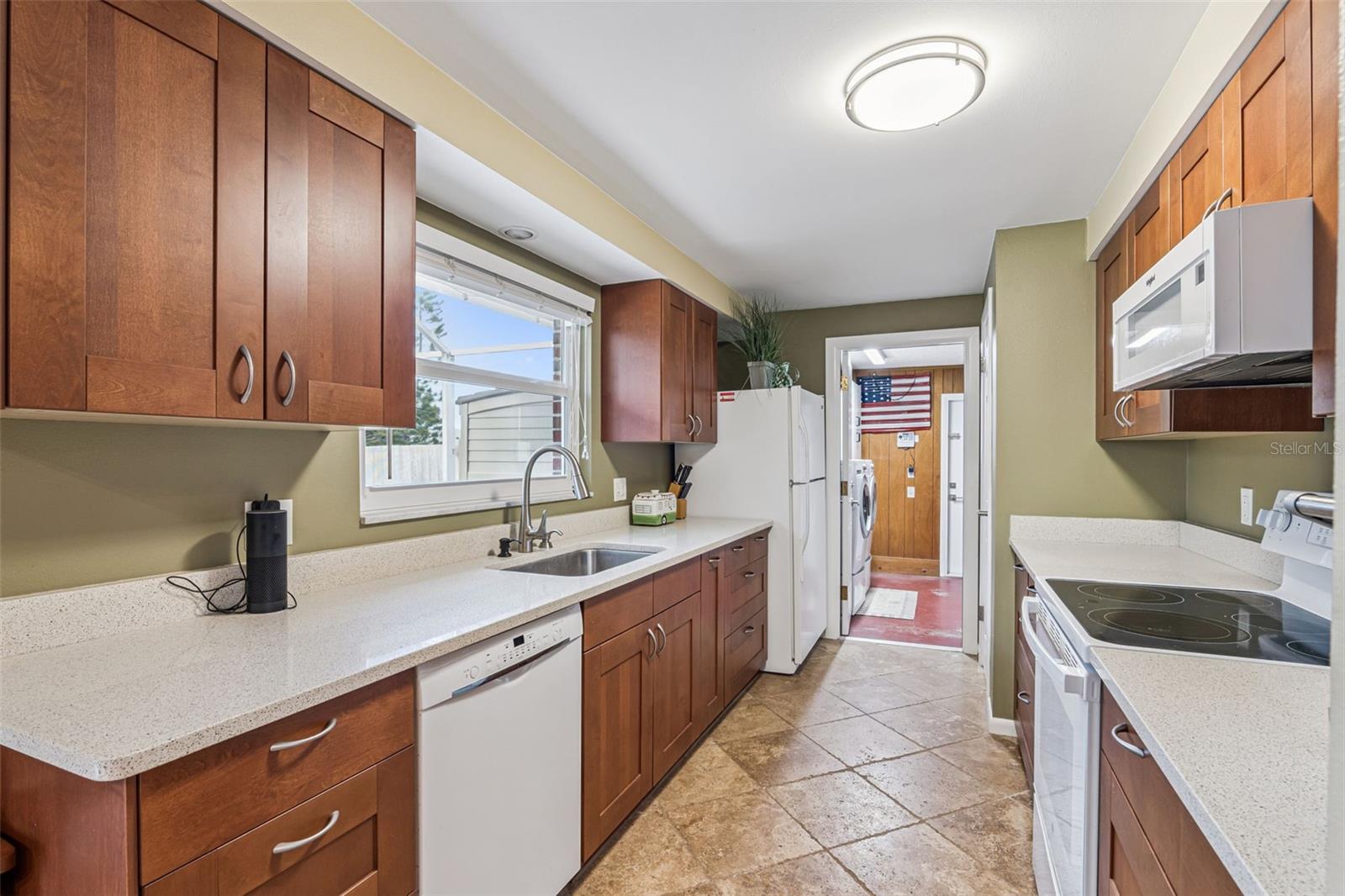 SHADY OAKS - Residential