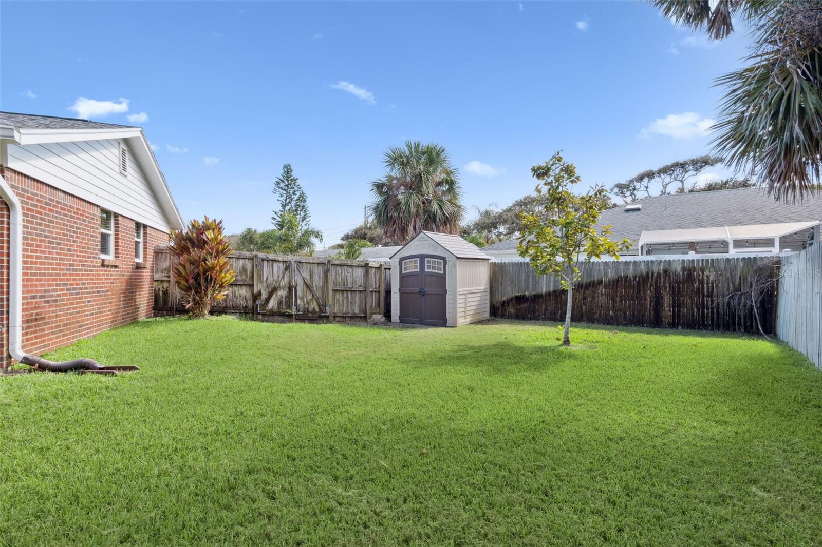 SHADY OAKS - Residential