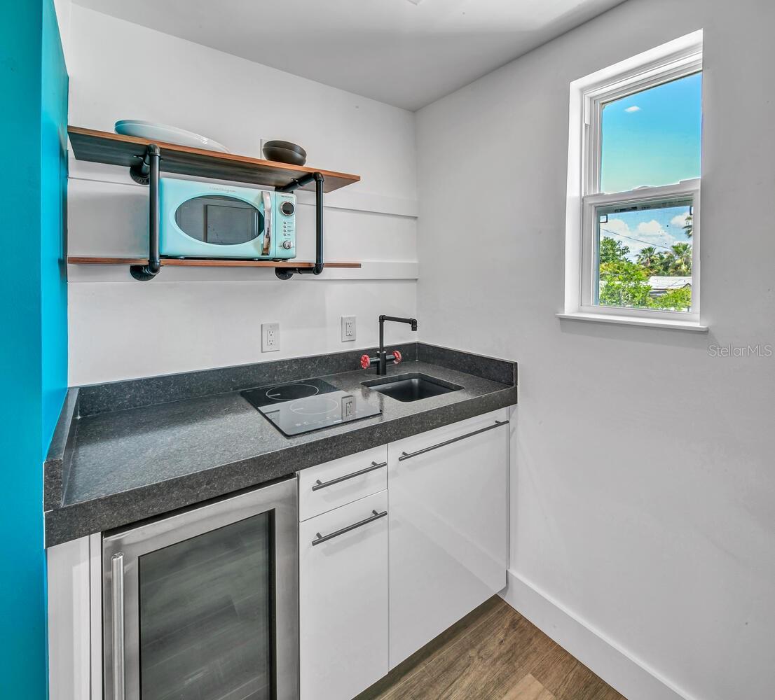 ST PETERSBURG BEACH REP - Commercial Sale