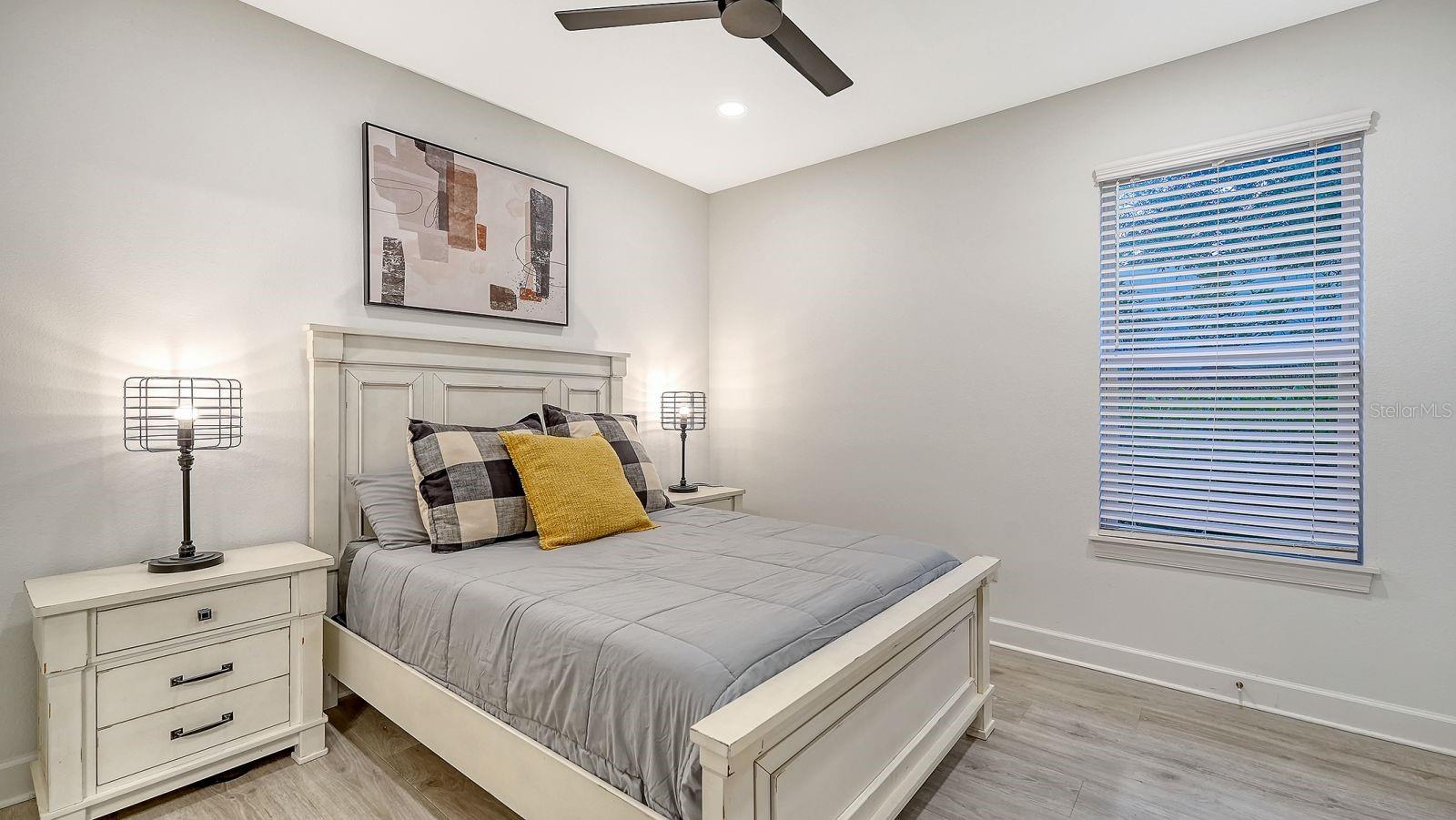 AZARIO ESPLANADE PH II SUBPH C-O - Residential