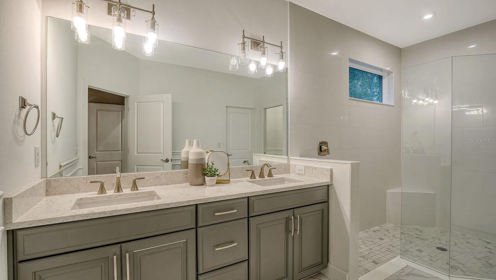 AZARIO ESPLANADE PH II SUBPH C-O - Residential