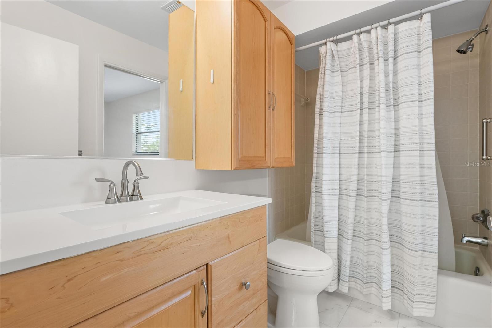 ISLAND VILLAGE - Residential