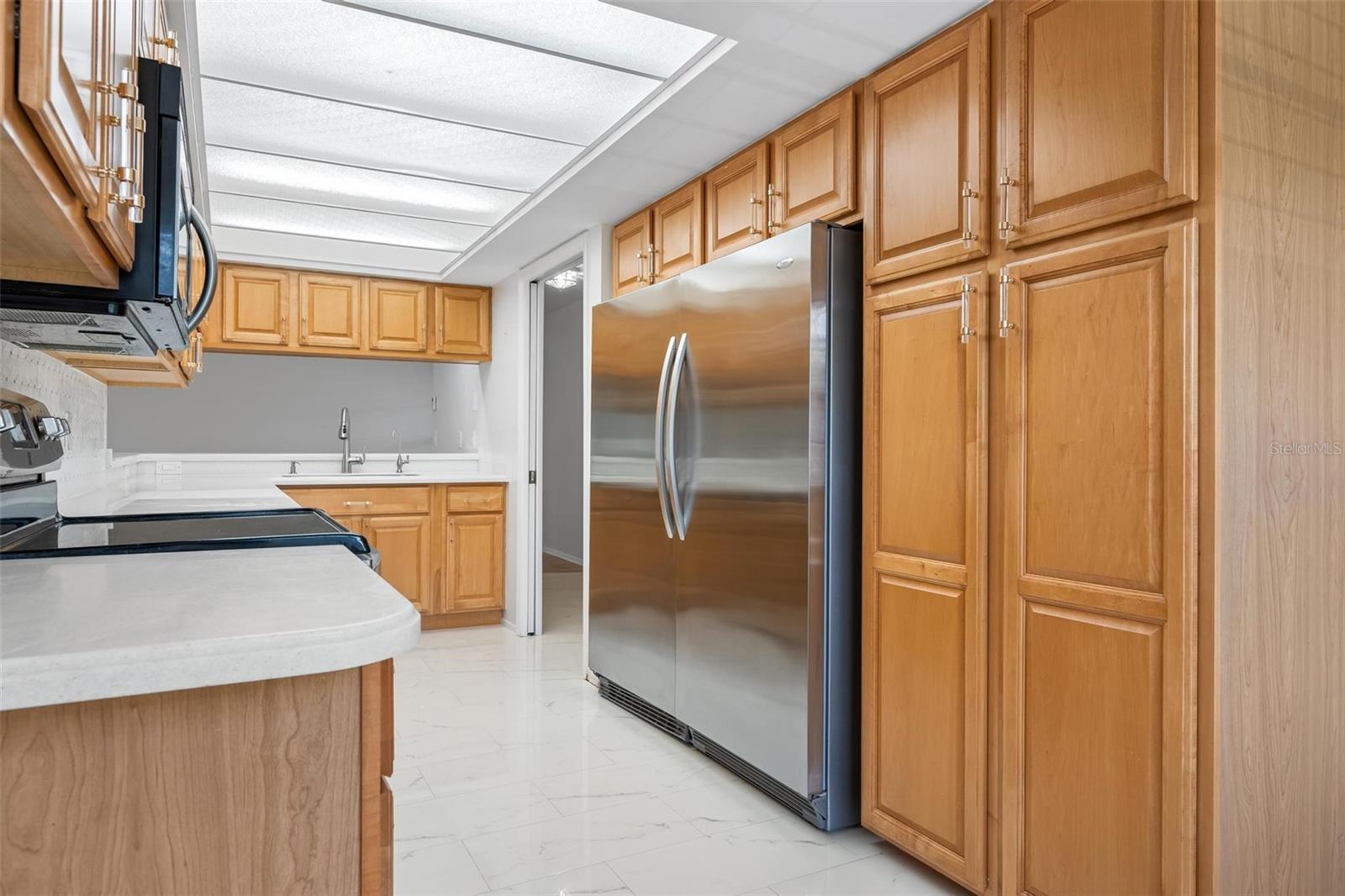 ISLAND VILLAGE - Residential