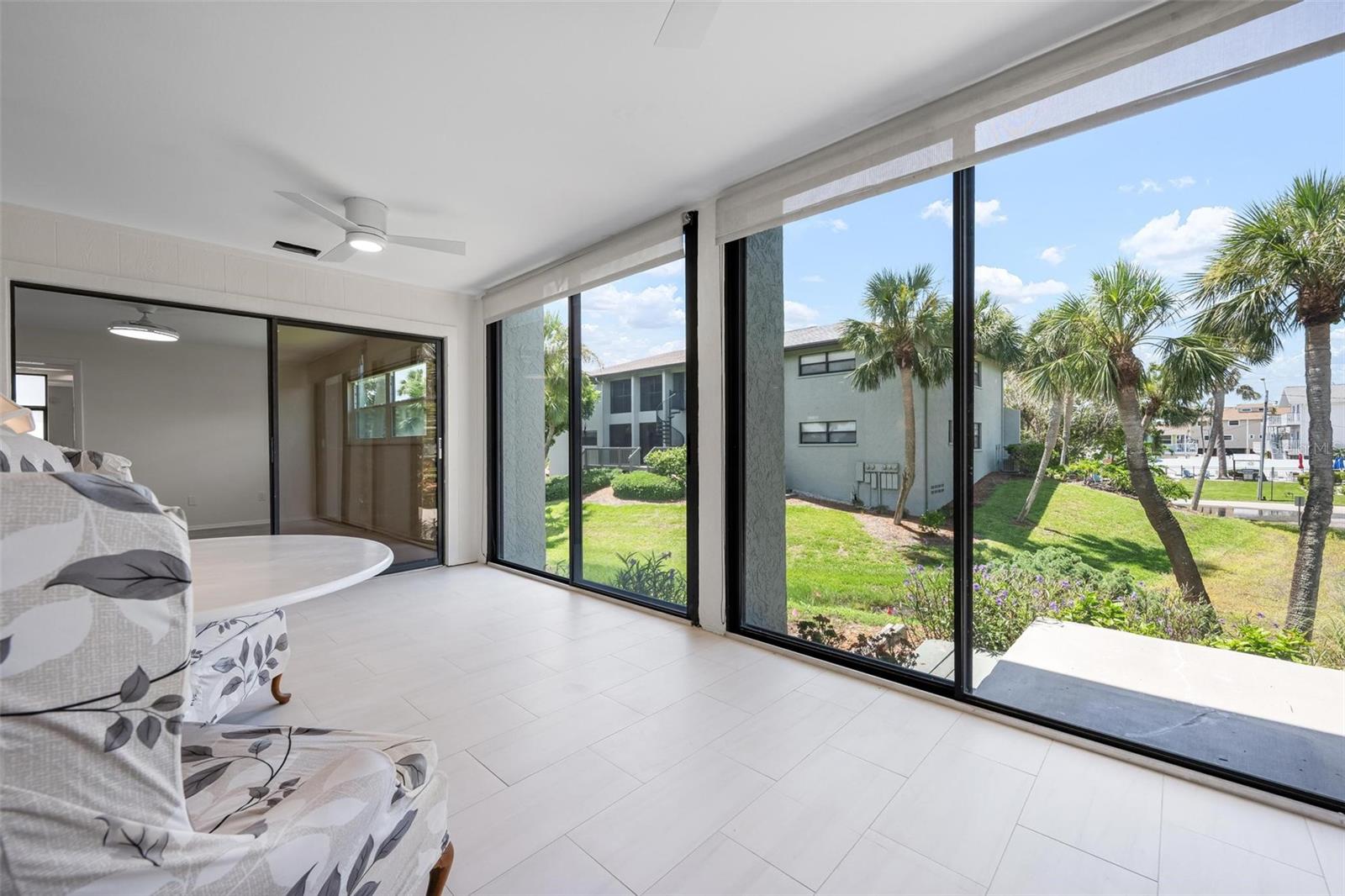 ISLAND VILLAGE - Residential