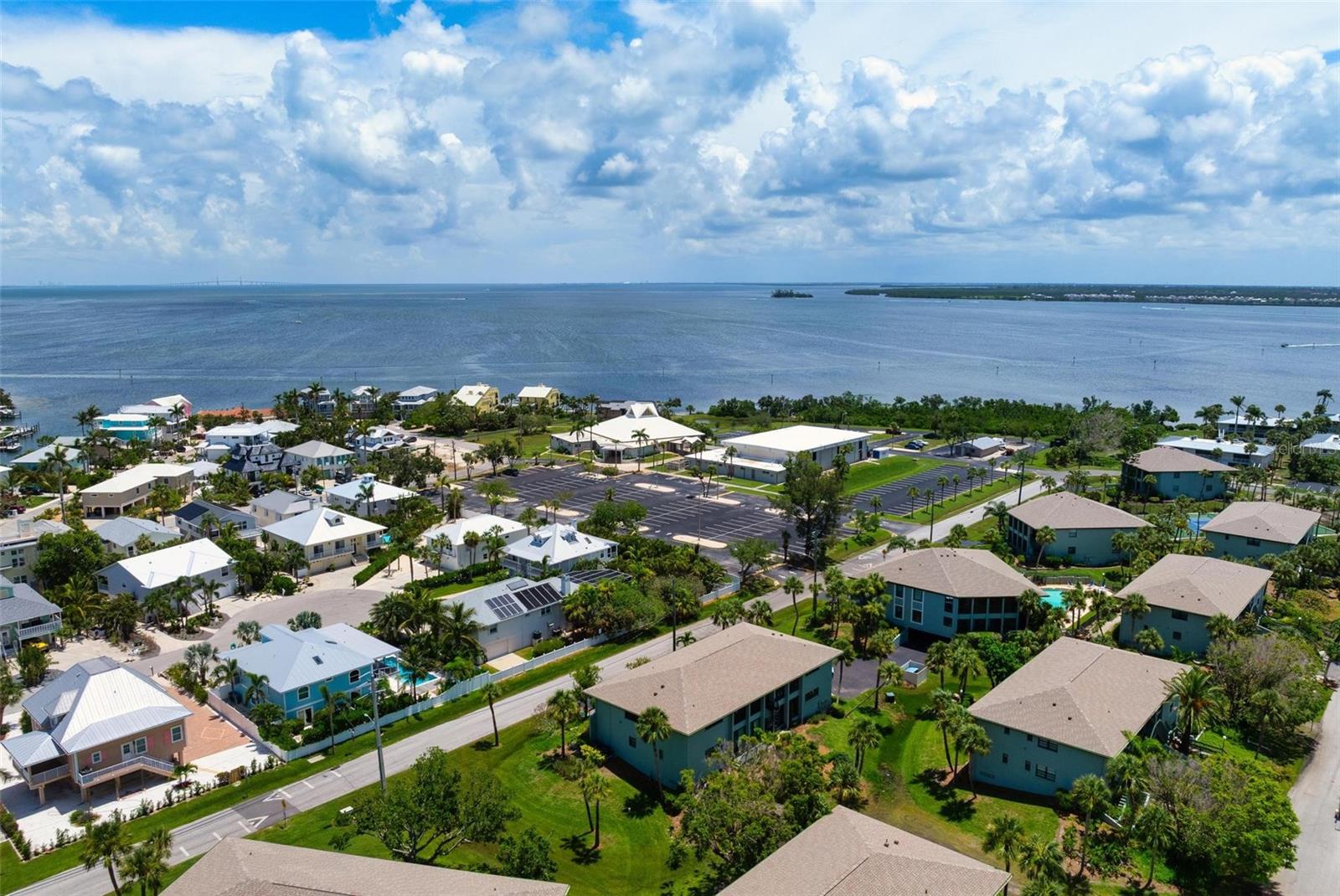 ISLAND VILLAGE - Residential