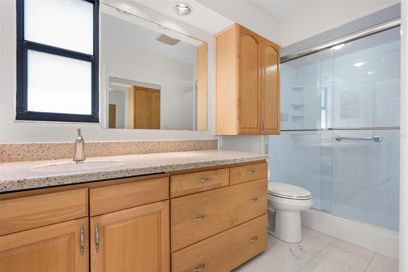 ISLAND VILLAGE - Residential