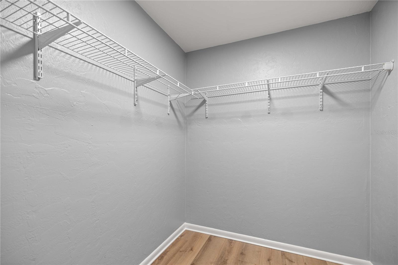 RAINBOW SPGS 04 REP - Residential