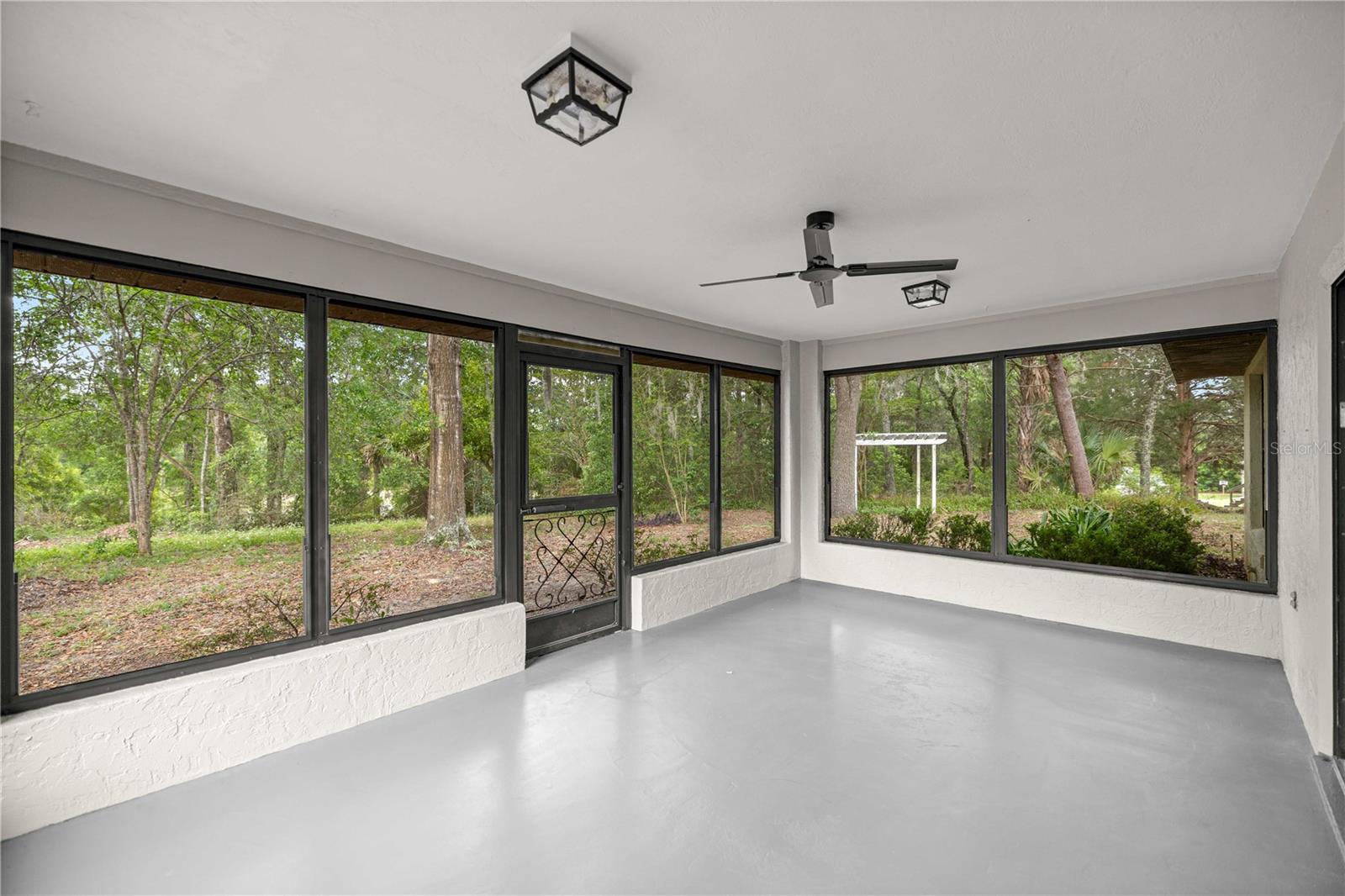 RAINBOW SPGS 04 REP - Residential