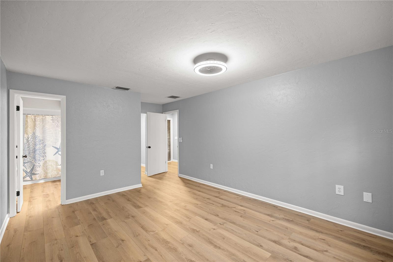 RAINBOW SPGS 04 REP - Residential