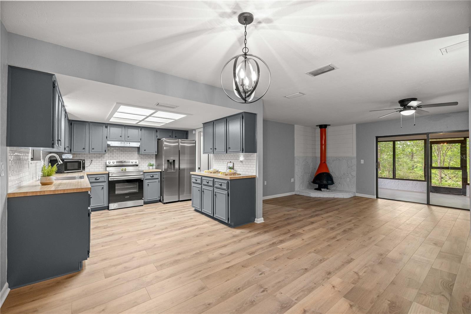 RAINBOW SPGS 04 REP - Residential