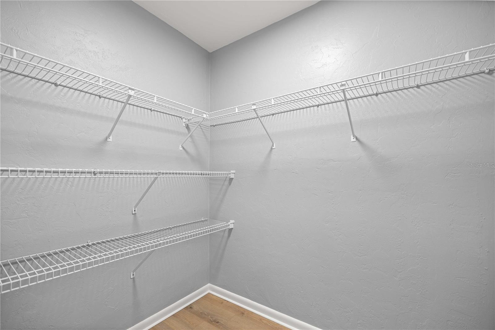 RAINBOW SPGS 04 REP - Residential