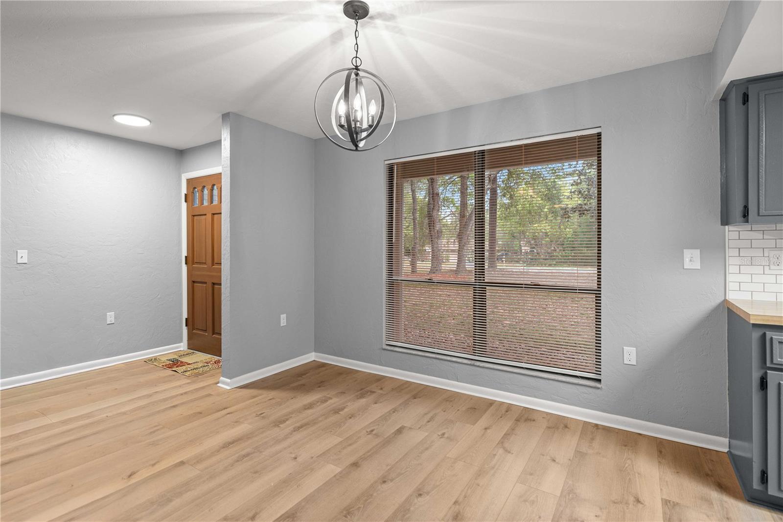 RAINBOW SPGS 04 REP - Residential