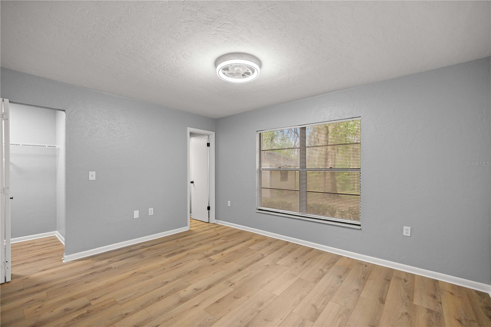 RAINBOW SPGS 04 REP - Residential