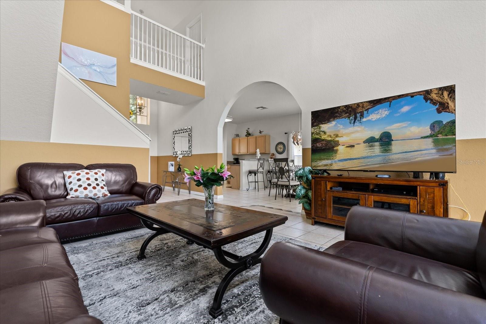 526 WINDSOR PLACE