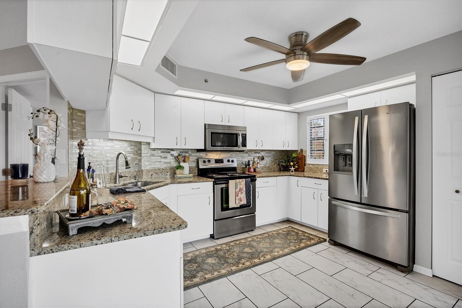 804 MONTROSE DRIVE 103
