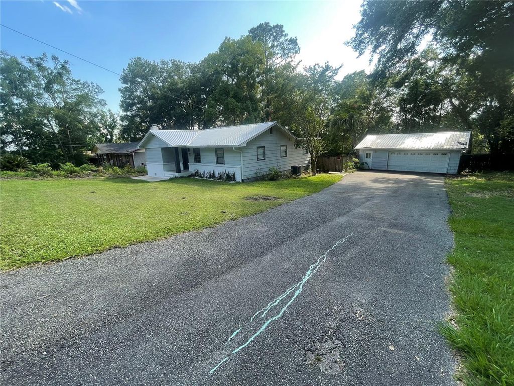 Photo of 1108 Cuerno Street, Tallahassee, FL 32304 (MLS # O6392684)