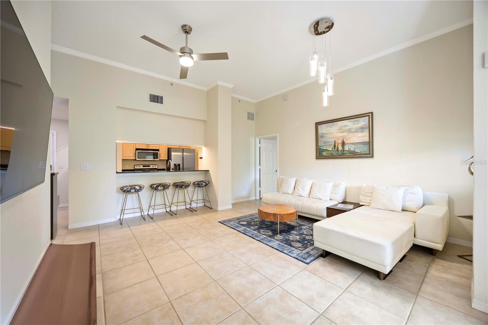 1064 N TAMIAMI TRAIL 1125