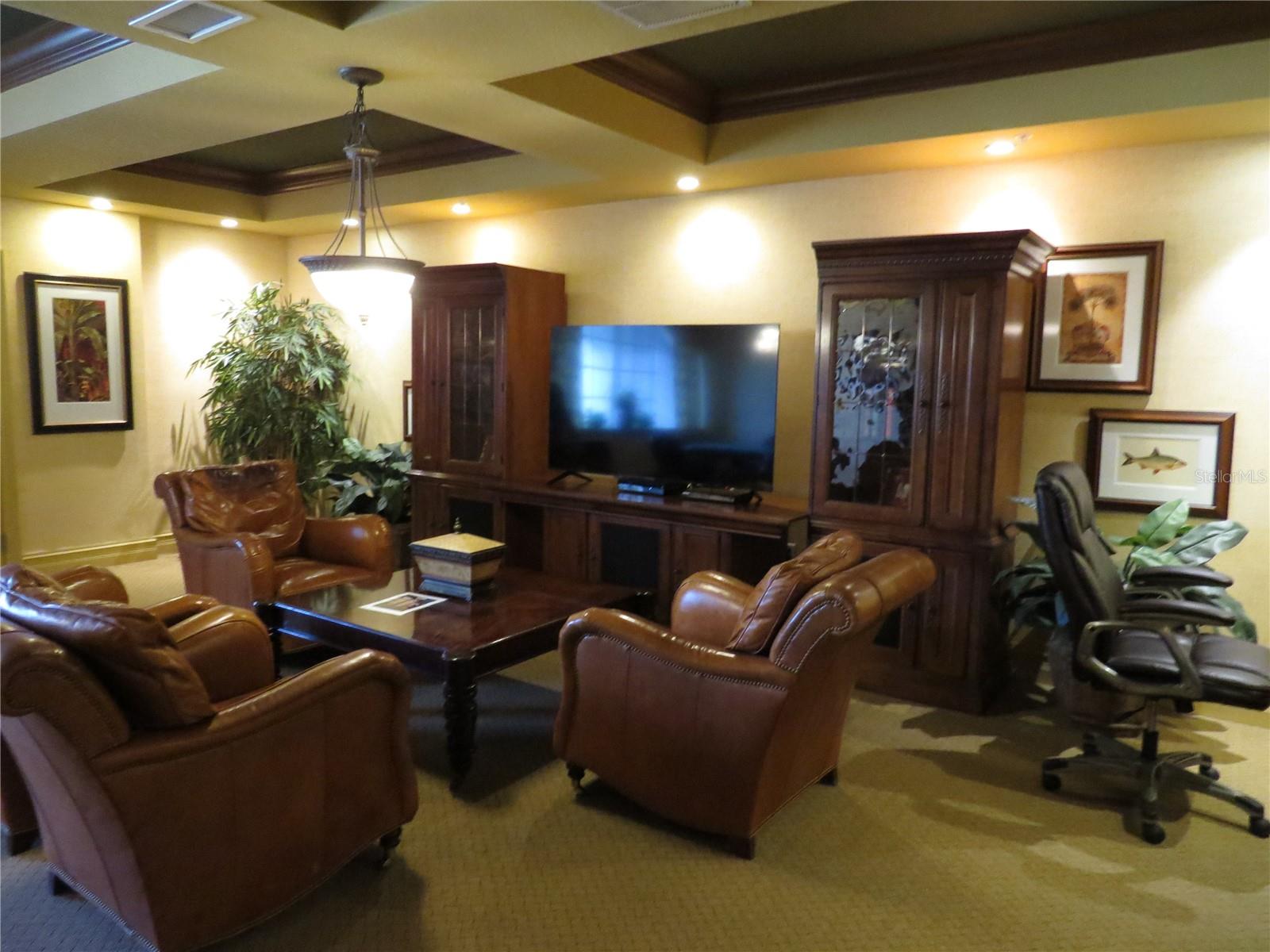 BROADWAY PROMENADE - Residential