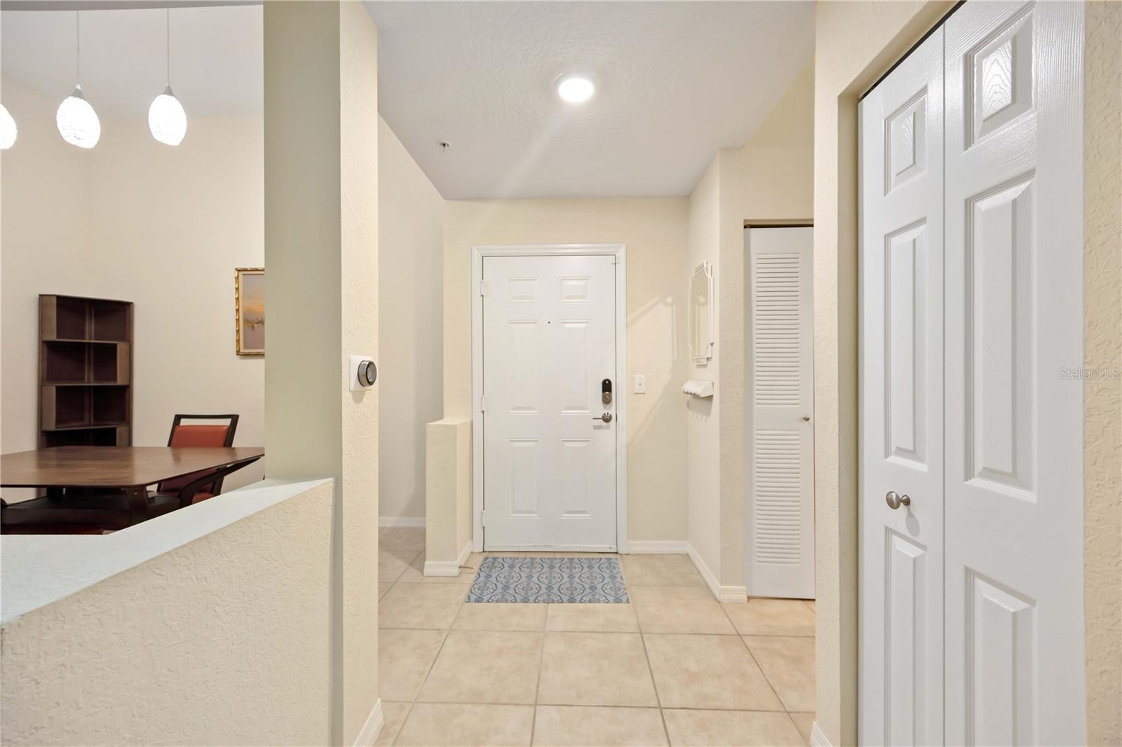 BROADWAY PROMENADE - Residential