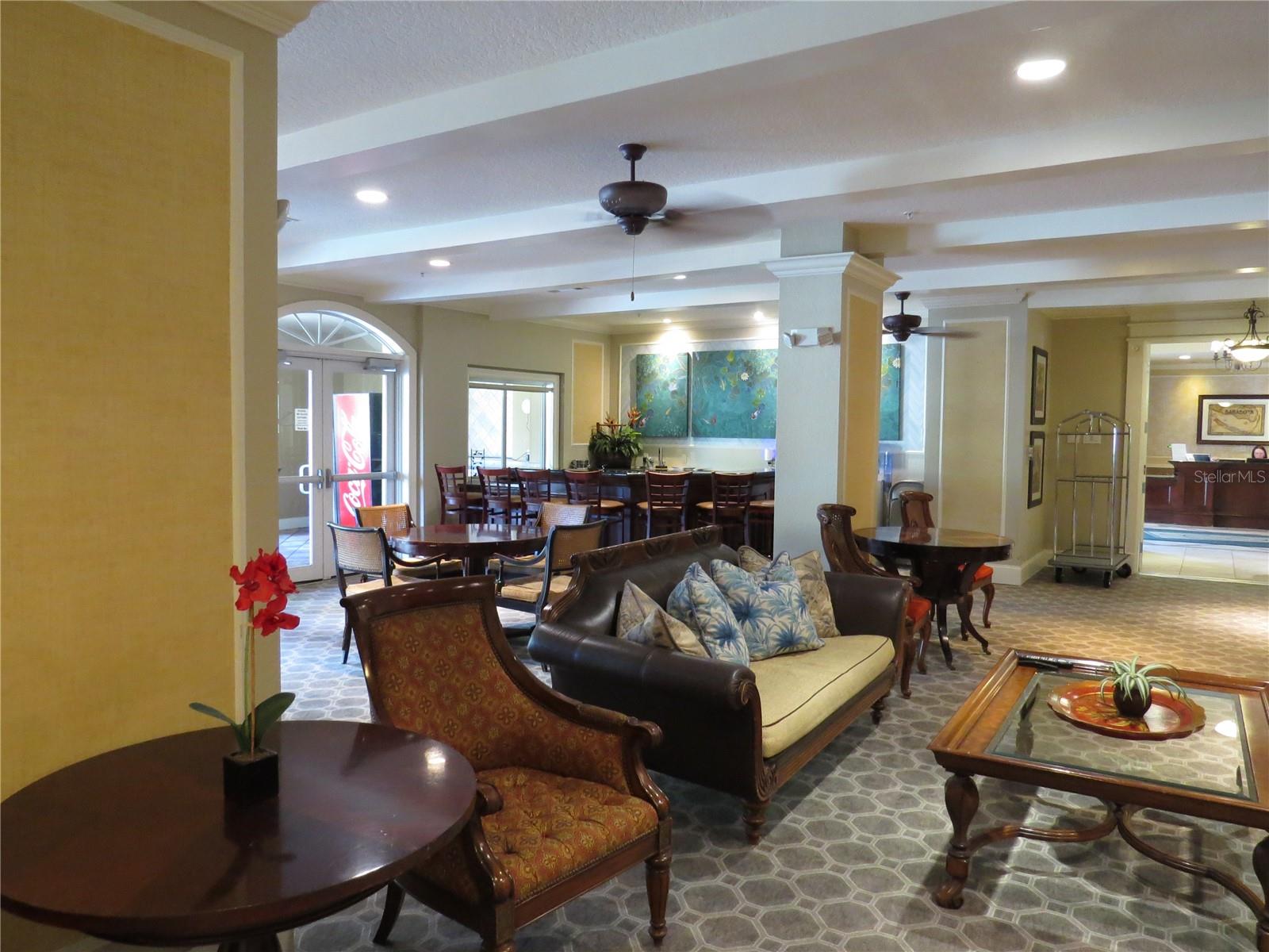 BROADWAY PROMENADE - Residential