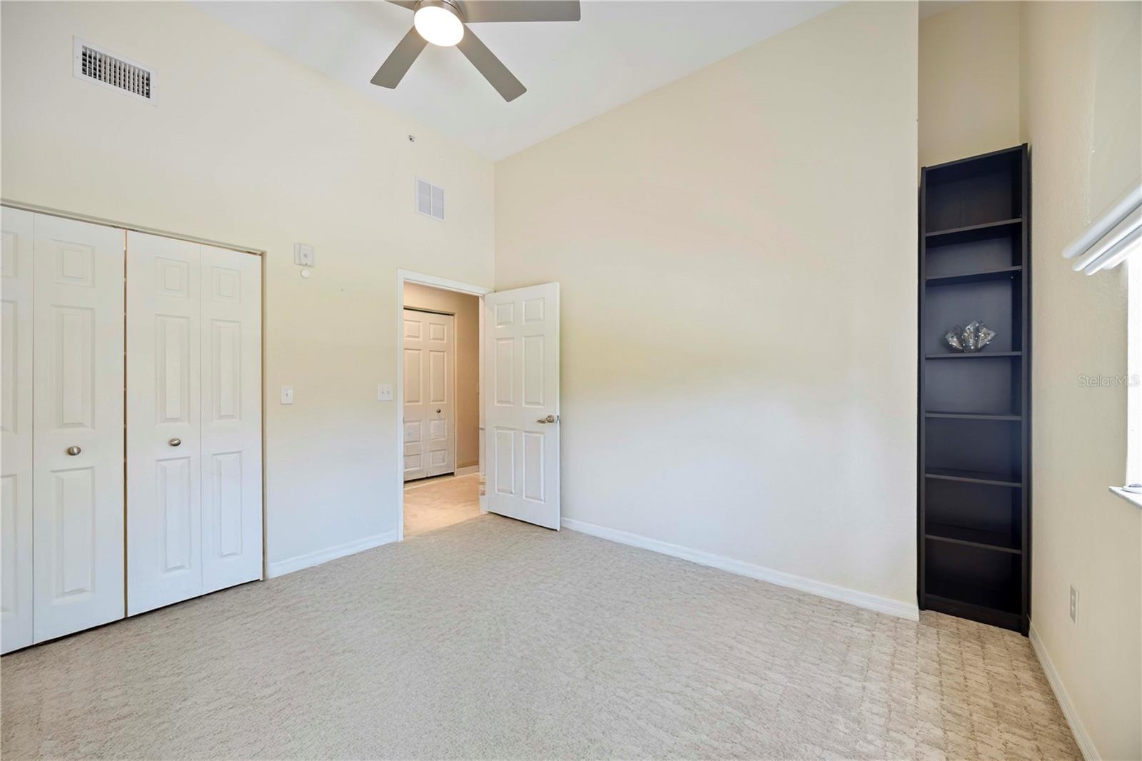 BROADWAY PROMENADE - Residential