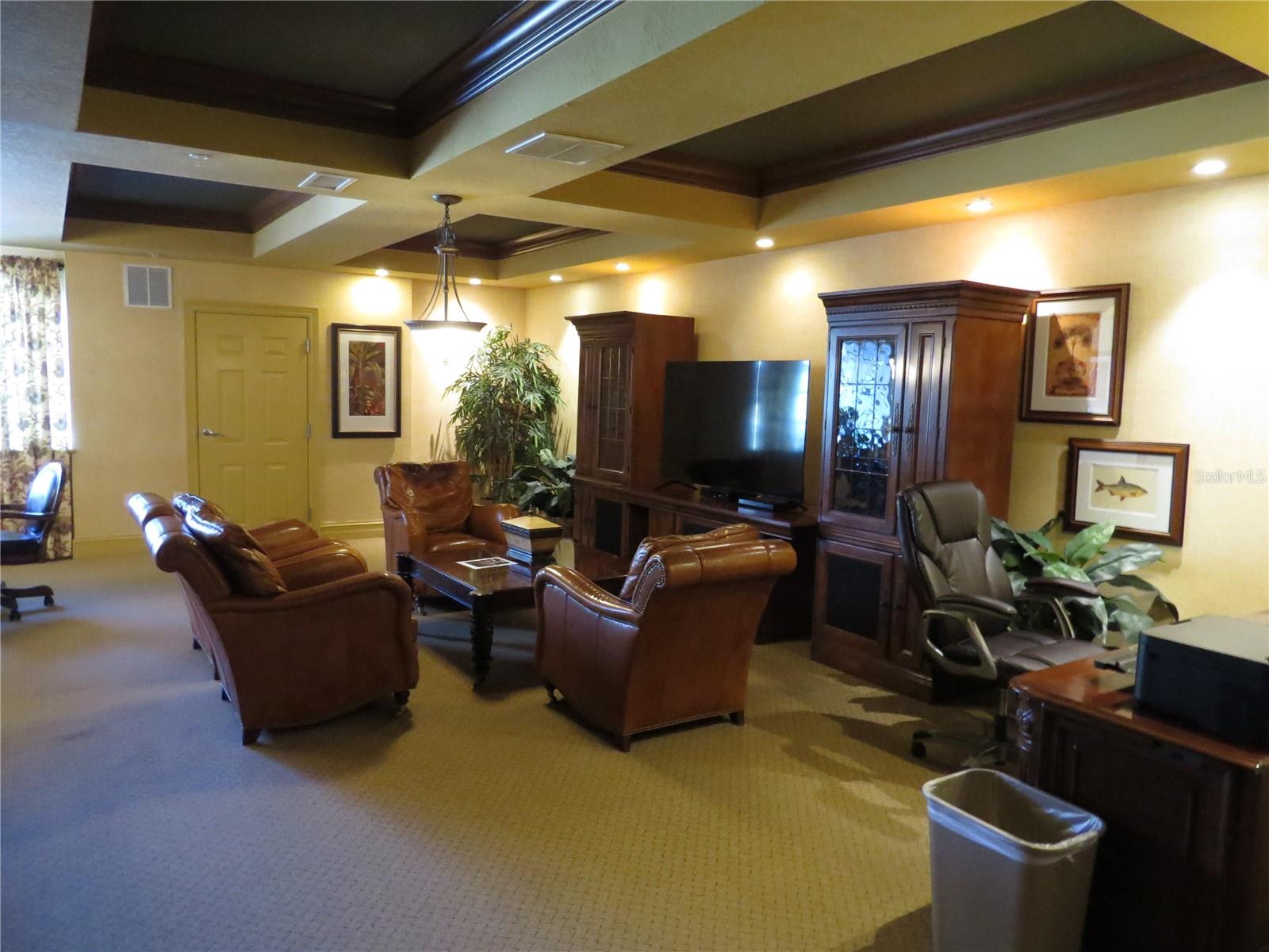 BROADWAY PROMENADE - Residential