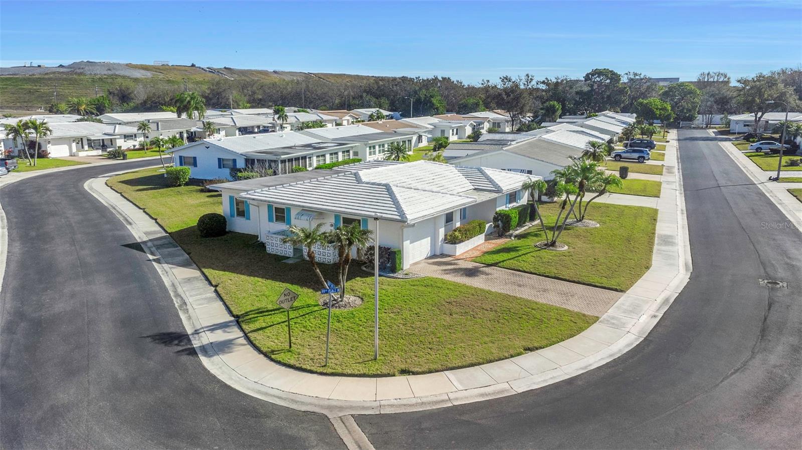 MAINLANDS OF TAMARAC BY THE GULF UNIT 4 CONDO - Residential