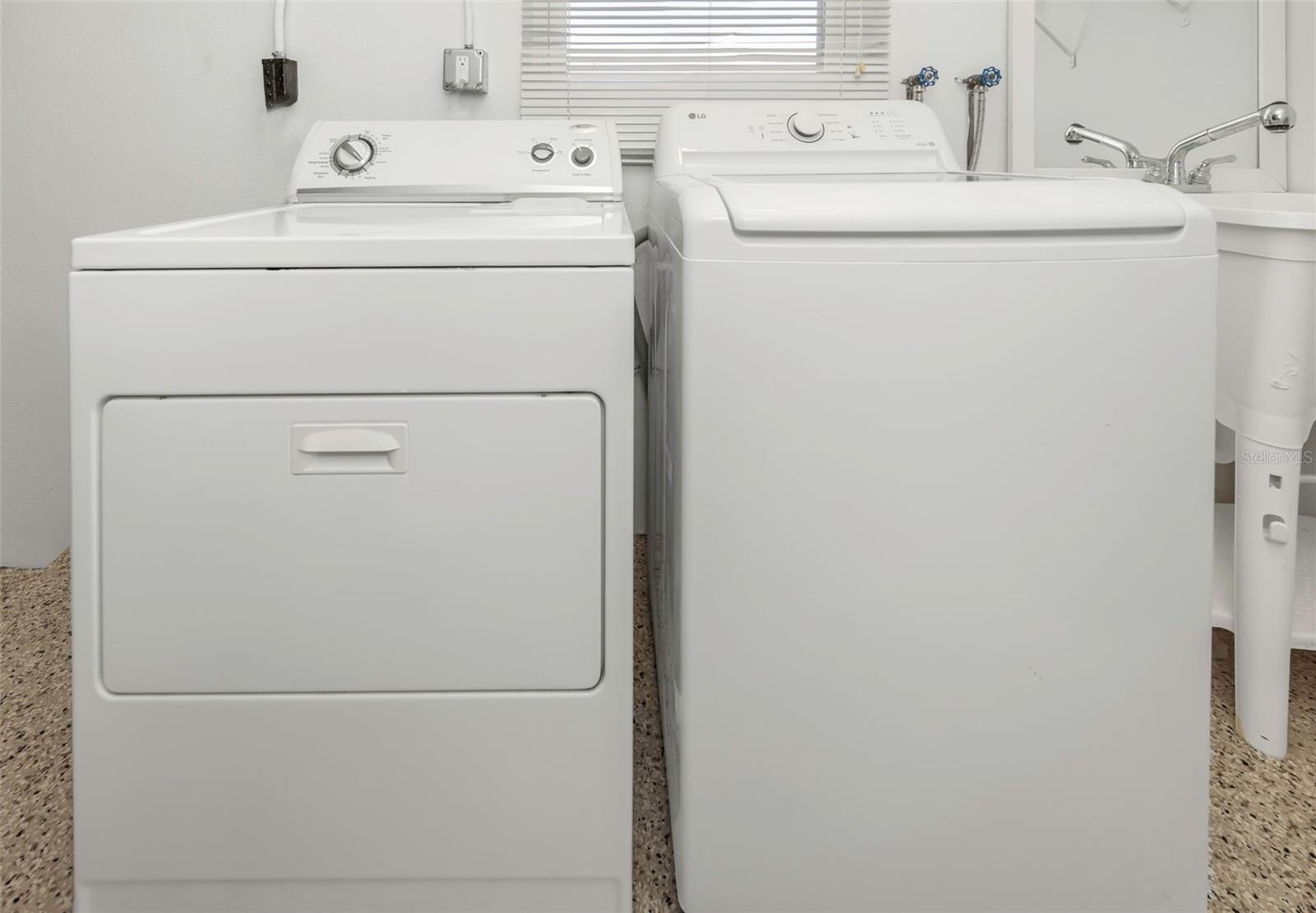 MAINLANDS OF TAMARAC BY THE GULF UNIT 4 CONDO - Residential