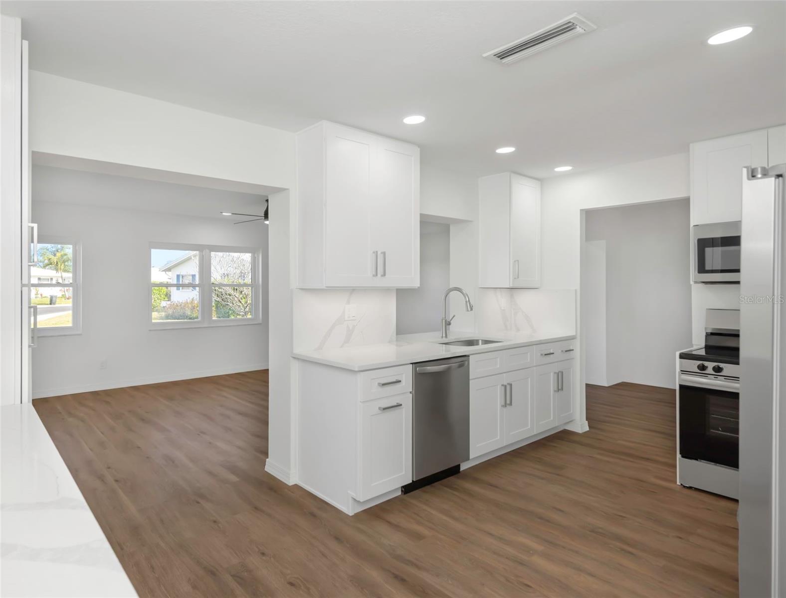 MAINLANDS OF TAMARAC BY THE GULF UNIT 4 CONDO - Residential