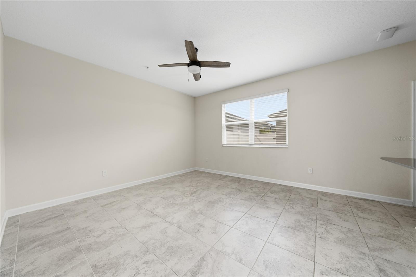 STOREY PK-PH 5 - Residential Lease