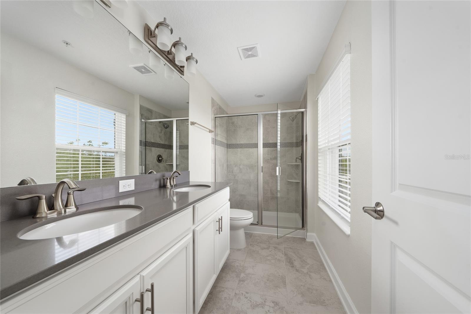 STOREY PK-PH 5 - Residential Lease