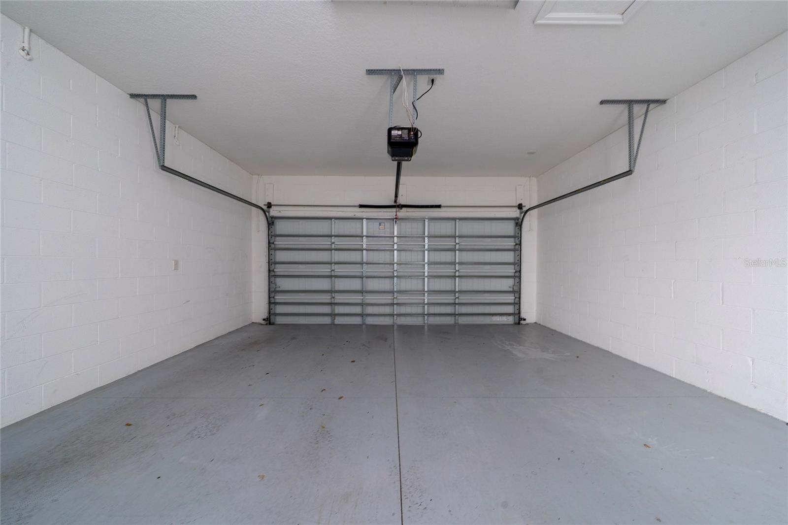 STOREY PK-PH 5 - Residential Lease