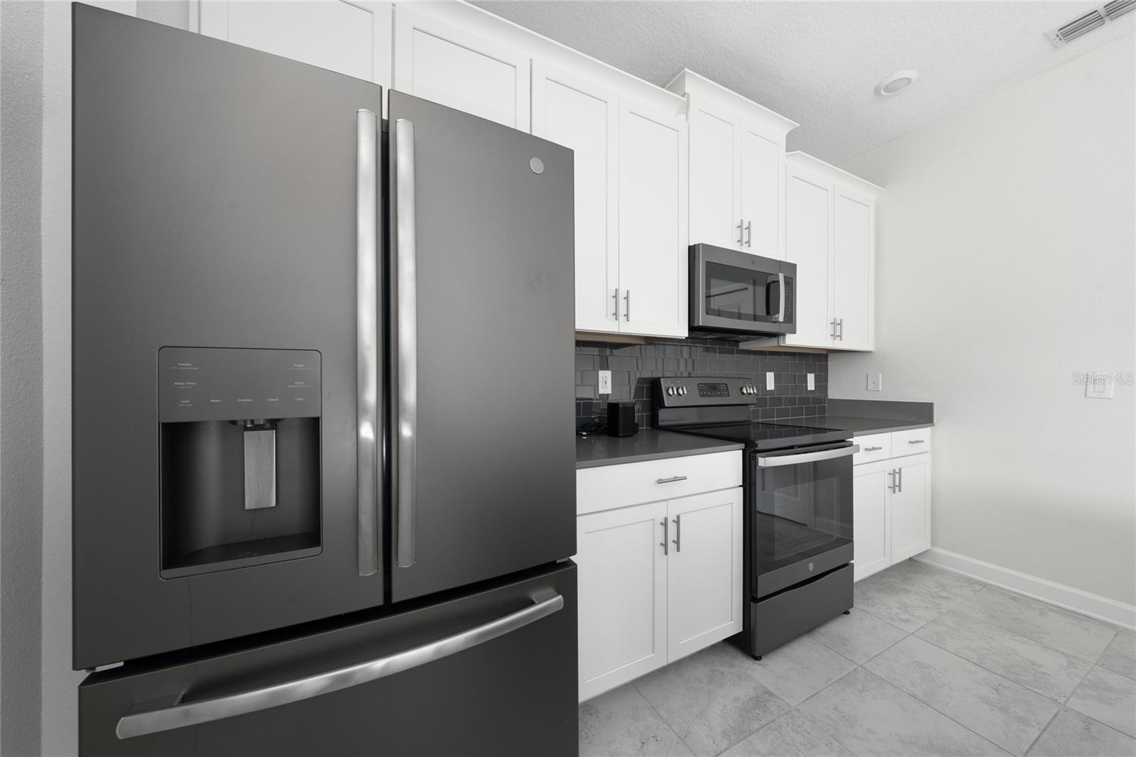 STOREY PK-PH 5 - Residential Lease