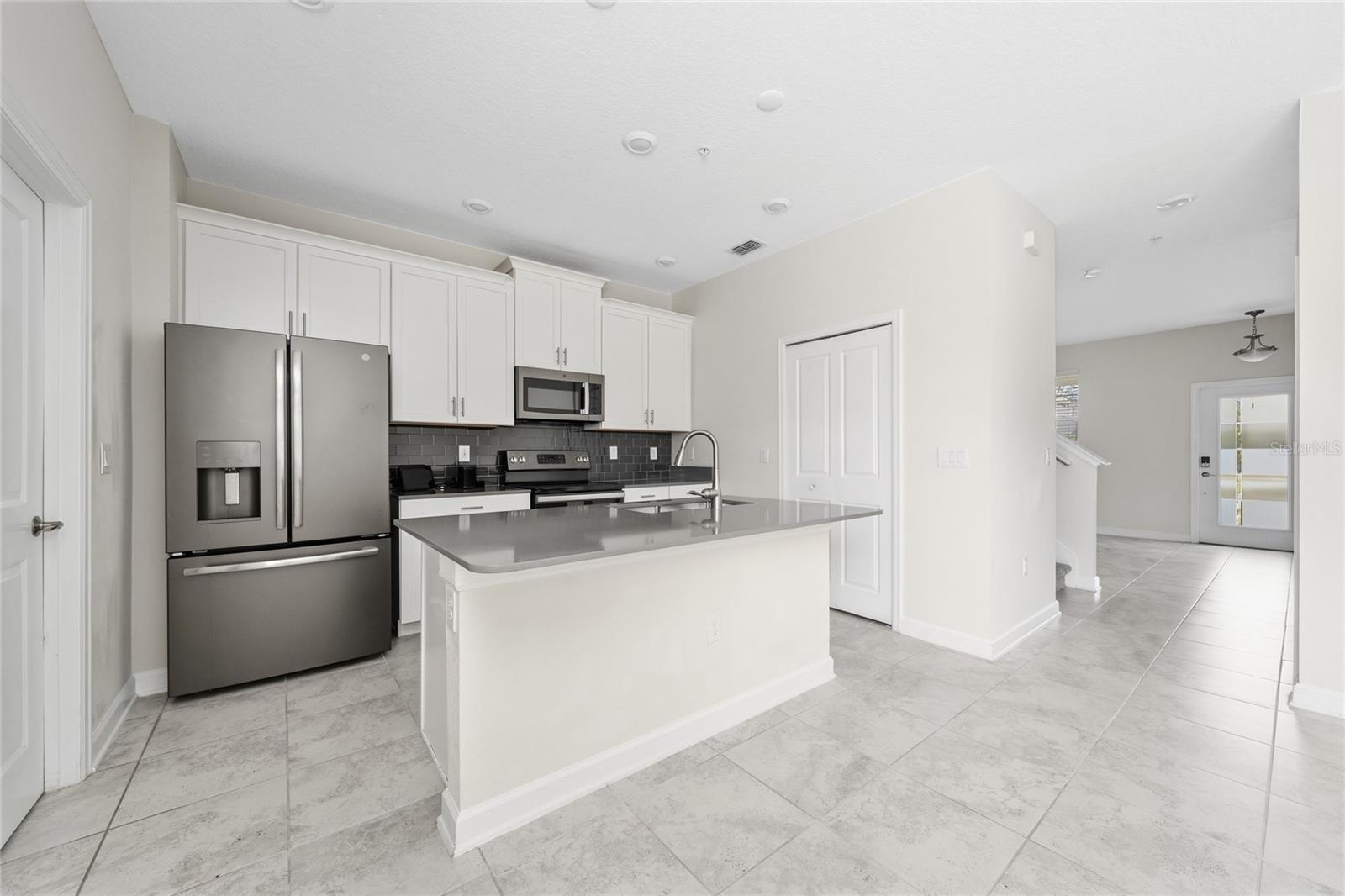 STOREY PK-PH 5 - Residential Lease