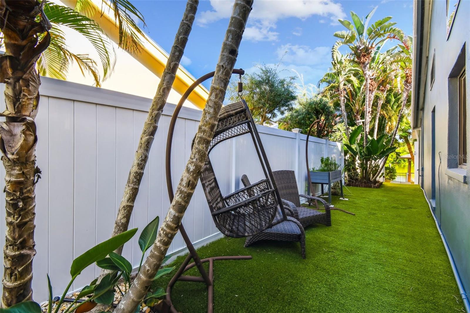 SWEETWATER SUB THIRD ADD - Residential